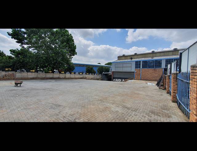 1,500M² FACTORY SOLD IN EASTLEIGH